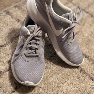 Nike Women's Gray Sneakers